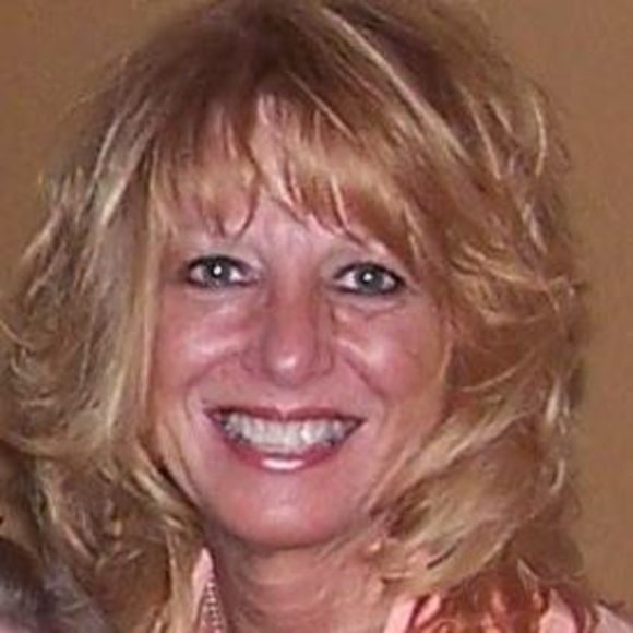 Meet your Posher, Cindy - Picture 1 of 1